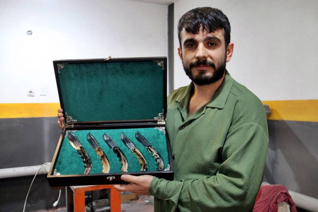 Bıçak değil, sanat eseri! Sivaslı ustanın bıçakları koleksiyonerler arasında kapış kapış gidiyor 14